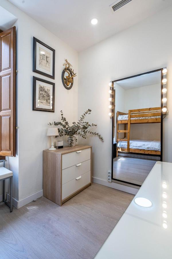 Апартаменты Central Luxury Flat With Free Parking Валенсия Экстерьер фото