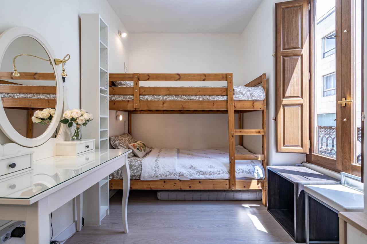 Апартаменты Central Luxury Flat With Free Parking Валенсия Экстерьер фото