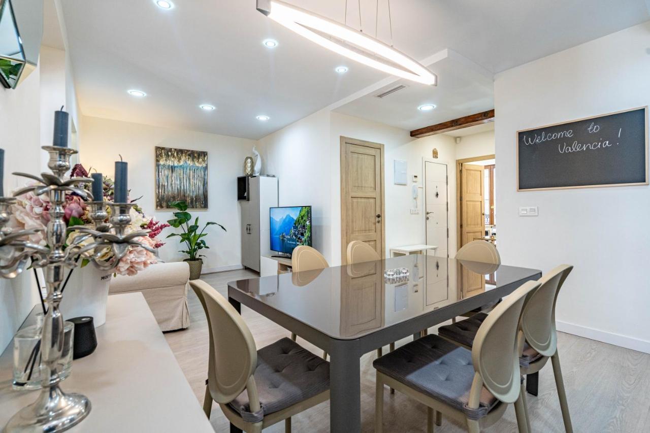 Апартаменты Central Luxury Flat With Free Parking Валенсия Экстерьер фото
